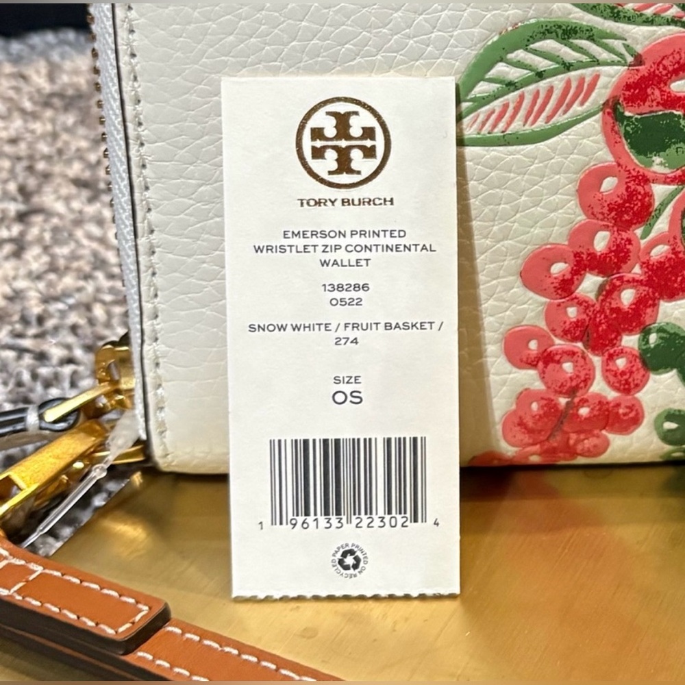 TORY BURCH Emerson Printed Fruit Basket Leather Wristlet Wallet - Picture 13 of 13